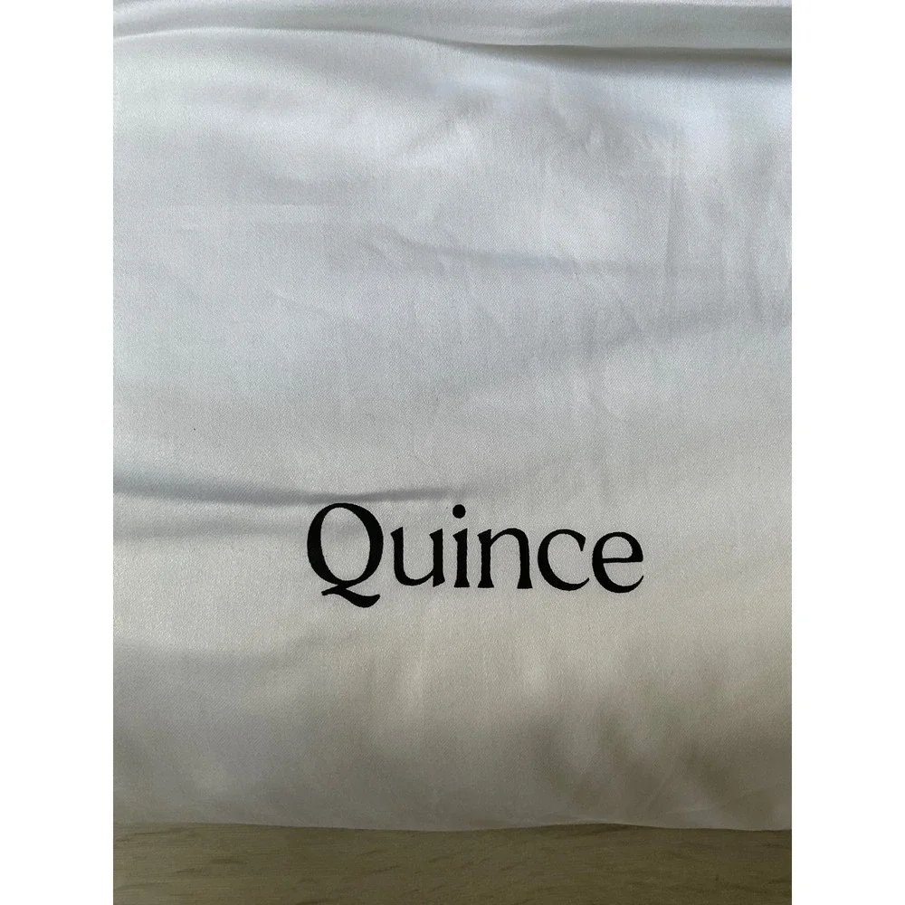 Quince Organic Cotton Sateen Sheet Set White Size TwinXL New With Tags‎